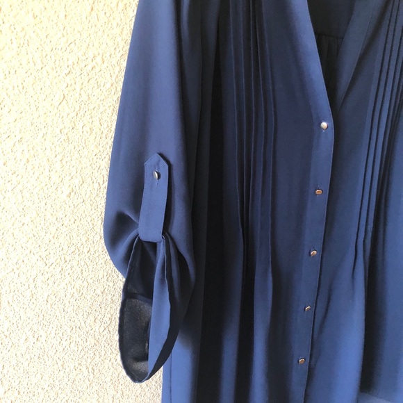 CHAUS BUTTON DOWN - Picture 7 of 9